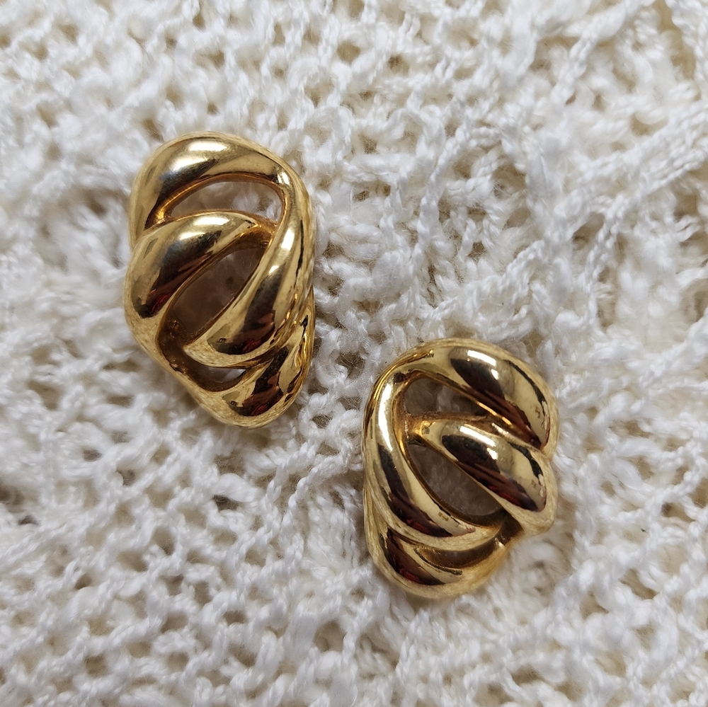 Vintage Designer Signed Napier Gold Tone Knotted Chunky Pierced Earrings